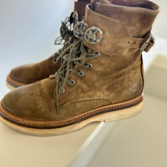 AS 98 Boot - Picture 6 of 6